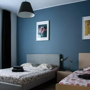 milo-mi-2-bedroom-apartment-in-the-old-town.poznan-hotels.com/