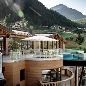 - Alpine . Luxury . Life 5*, Sölden Oostenrijk