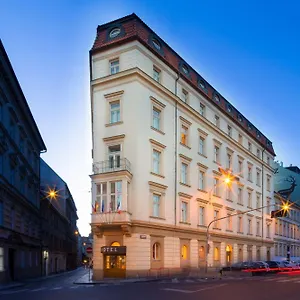 express-by-holiday-inn-city-center-prague.praguehotelsweb.com/