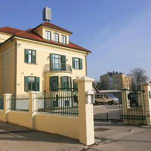 Katrca 3*, Ljubljana Slovenia