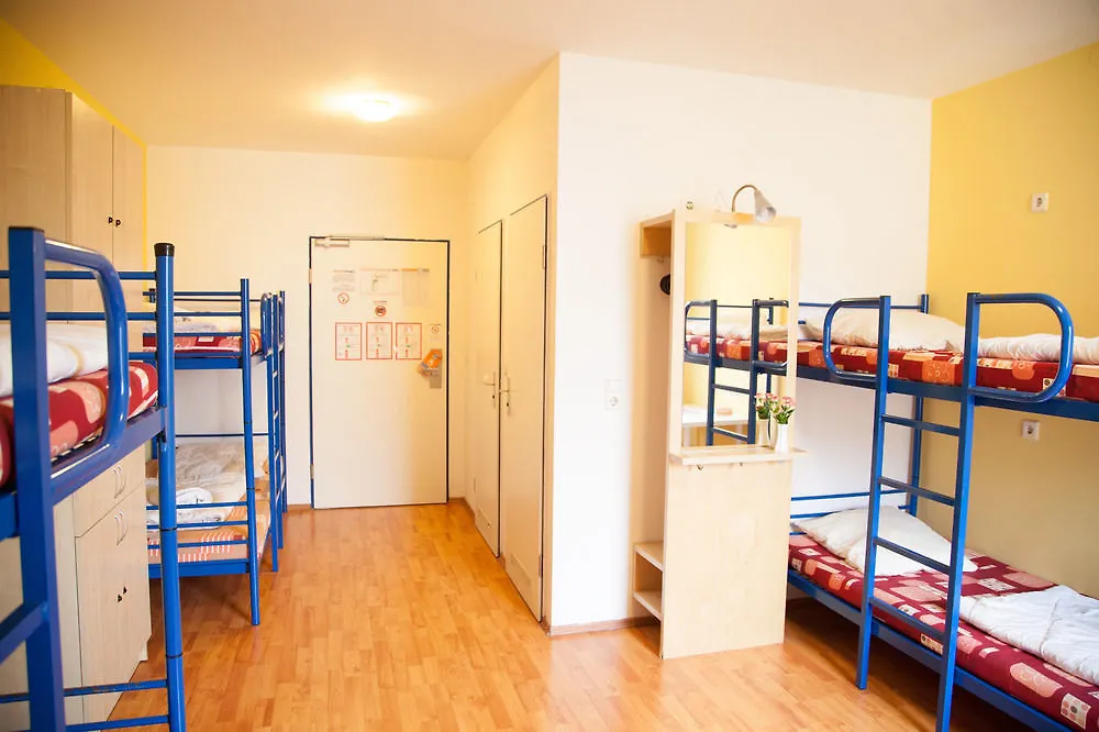 Hostel A&O Wien Stadthalle